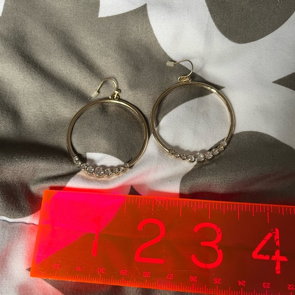 Hoop Dangle Drop Earring Graduated Diamond Rhinestone Circle Gold Silver AVON xo - Picture 3 of 5